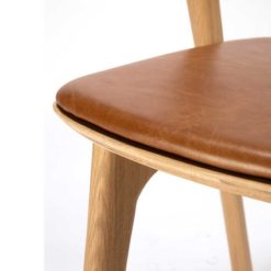 chaise bok en chene cuir cognac ethnicraft