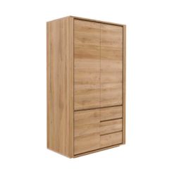 penderie shadow en chene 3 portes 2 tiroirs ethnicraft