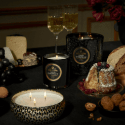 Crisp Champagne - Bougie Voluspa galerie alréenne auray 56
