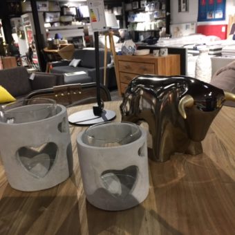 accessoires de déco en forme de taureau