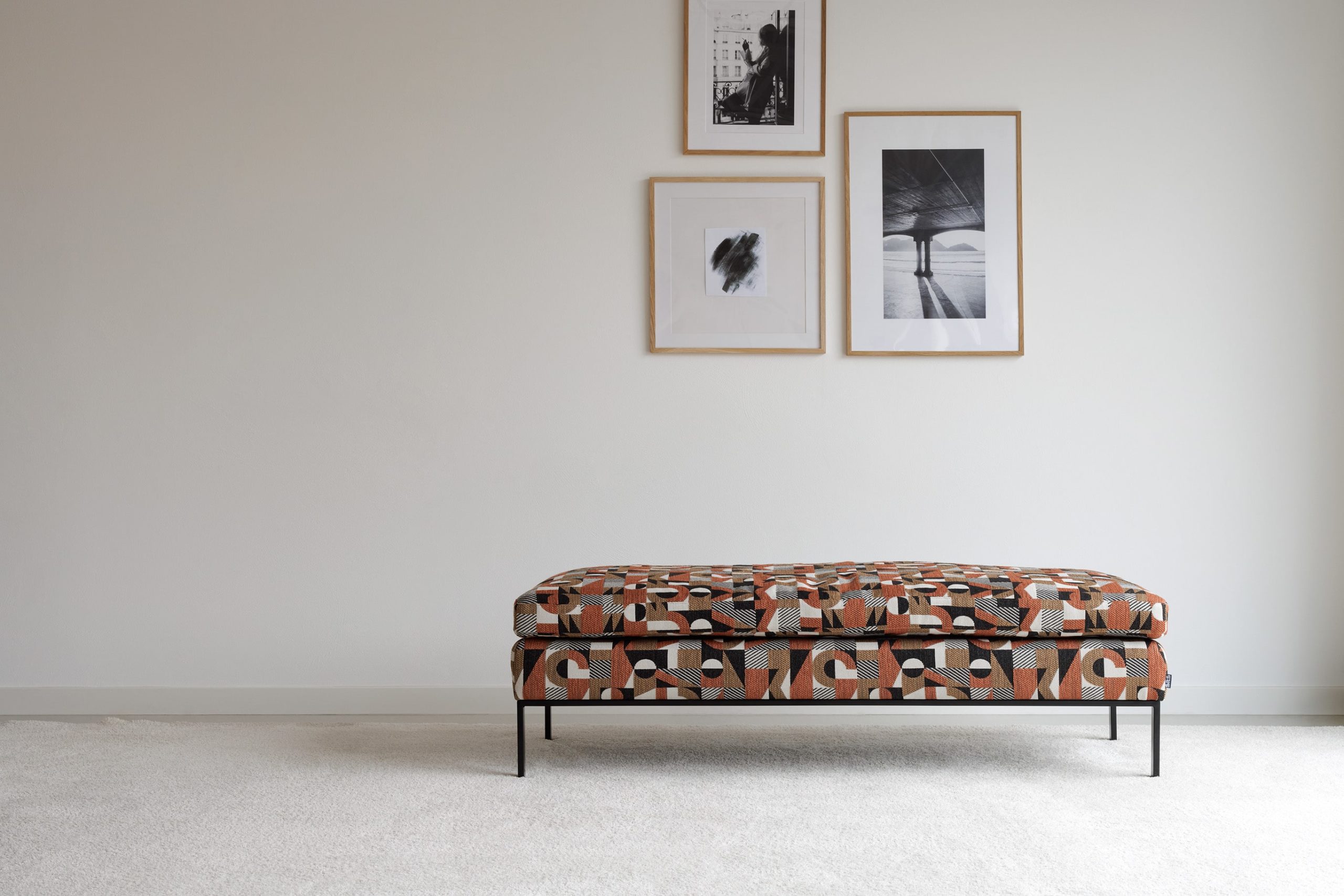 banc Justus sits galerie alréenne auray 56