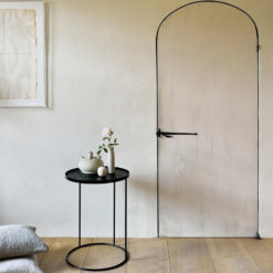 table d'appoint pour plateau rond d'ethnicraft