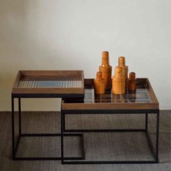 set de tables basses pour plateaux carrés S/L Ethnicraft