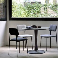 table torsion en chene noir ethnicraft