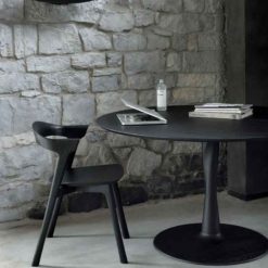 table torsion en chene noir ethnicraft