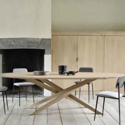 table mikado ovale en chêne ethnicraft