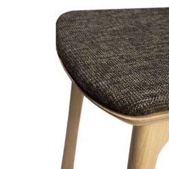 chaise bok en chene vernis brun foncé ethnicraft