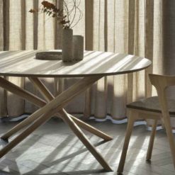 chaise bok en chene vernis brun foncé ethnicraft