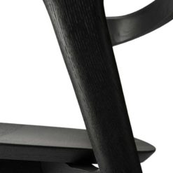 chaise en chene noir vernis ethnicraft