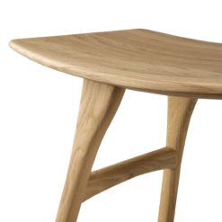 Tabouret Osso en chêne ethnicraft galerie alréenne auray 56