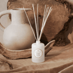 Bougie Suede Blanc - Voluspa galerie alréenne auray 56