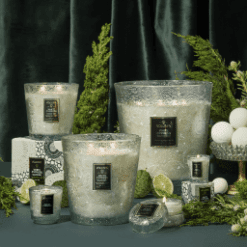 Bougie White Cypress - Voluspa galerie alréenne auray 56