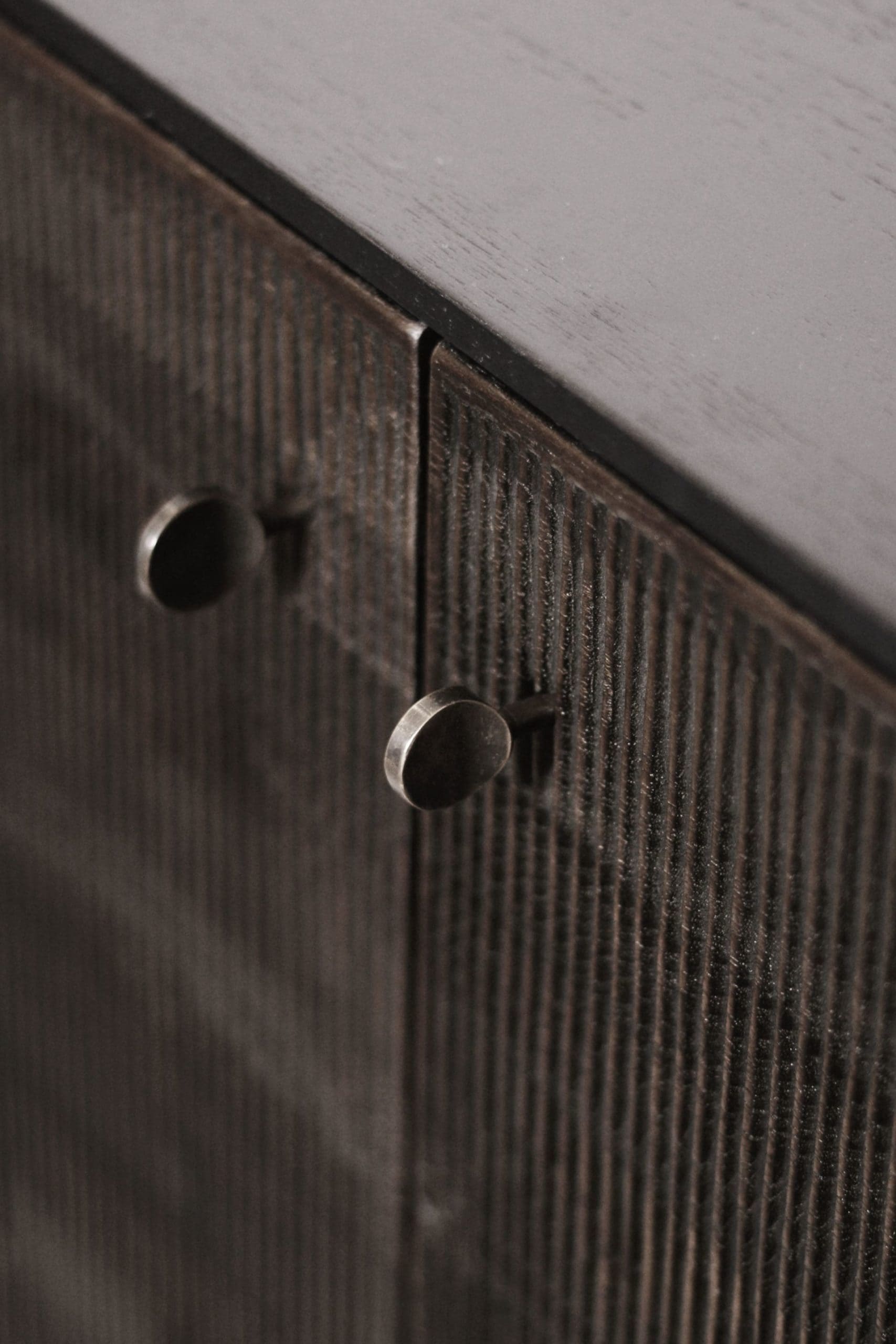 Armoire Grooves ethnicraft galerie alréenne auray 56