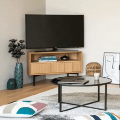 Photo d'ambiance, Meuble TV d'angle, avec un espace sans tiroir et deux tiroirs en dessous, pied en métal, en chêne, zago, galerie alréenne auray 56