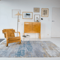Tapis Streaks, Long Island Blue De Poortere galerie alréenne auray 56