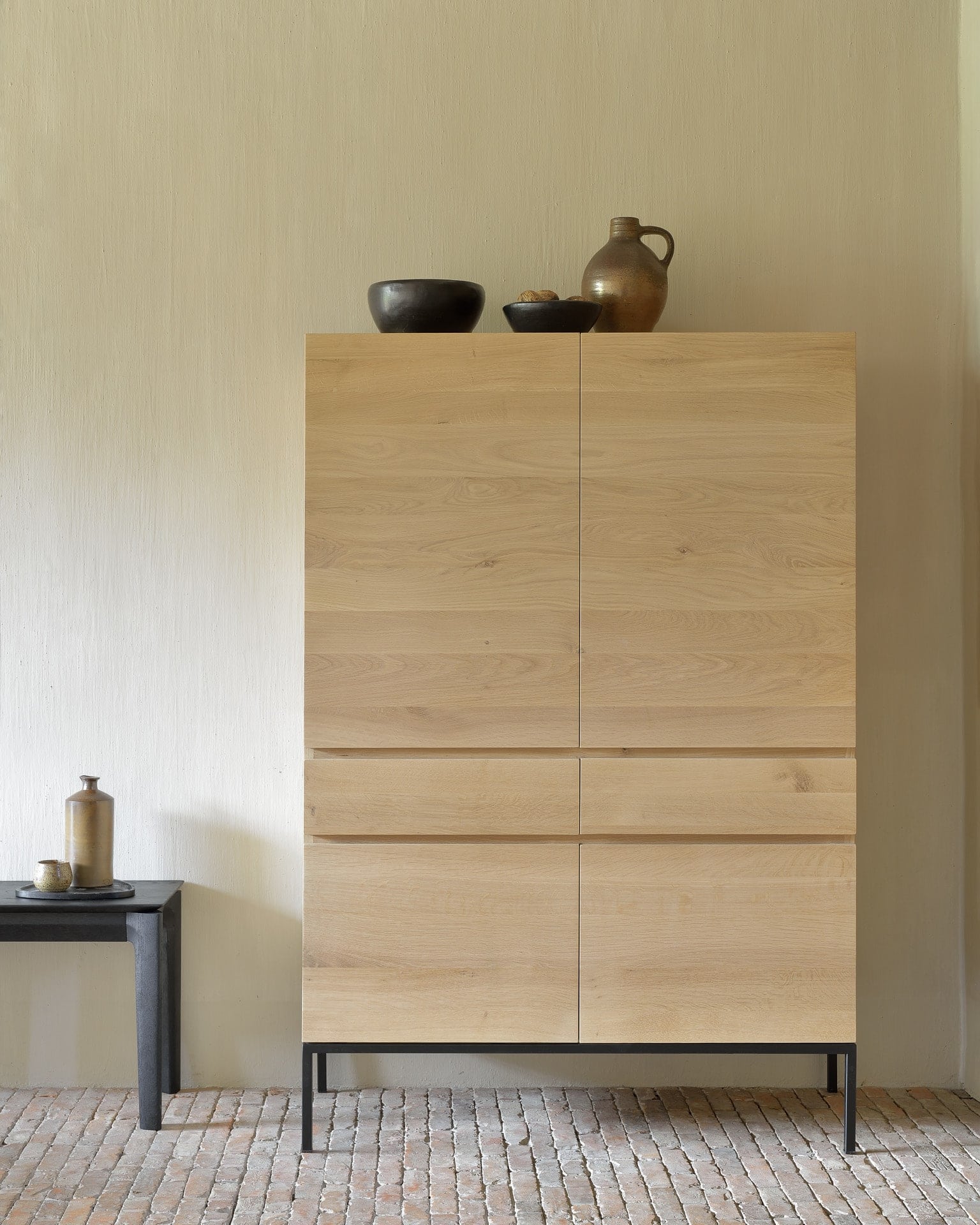 Armoire Ligna - Ethnicraft galerie alréenne auray 56