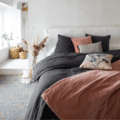 Coussin Fara, Rose / photo - SDE Vivaraise galerie alréenne auray 56